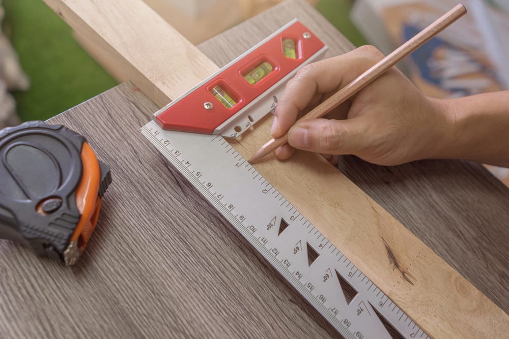 3 Carpentry Tools to Measure Right Angle - Total Care Painting